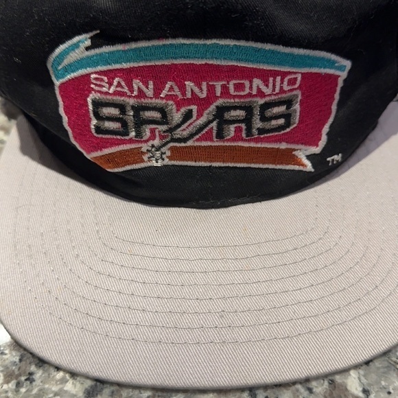 Vintage San Antonio Spurs AJD Licensed NFL Rare Green Bill SnapbackHat 90s Tags - Picture 8 of 16